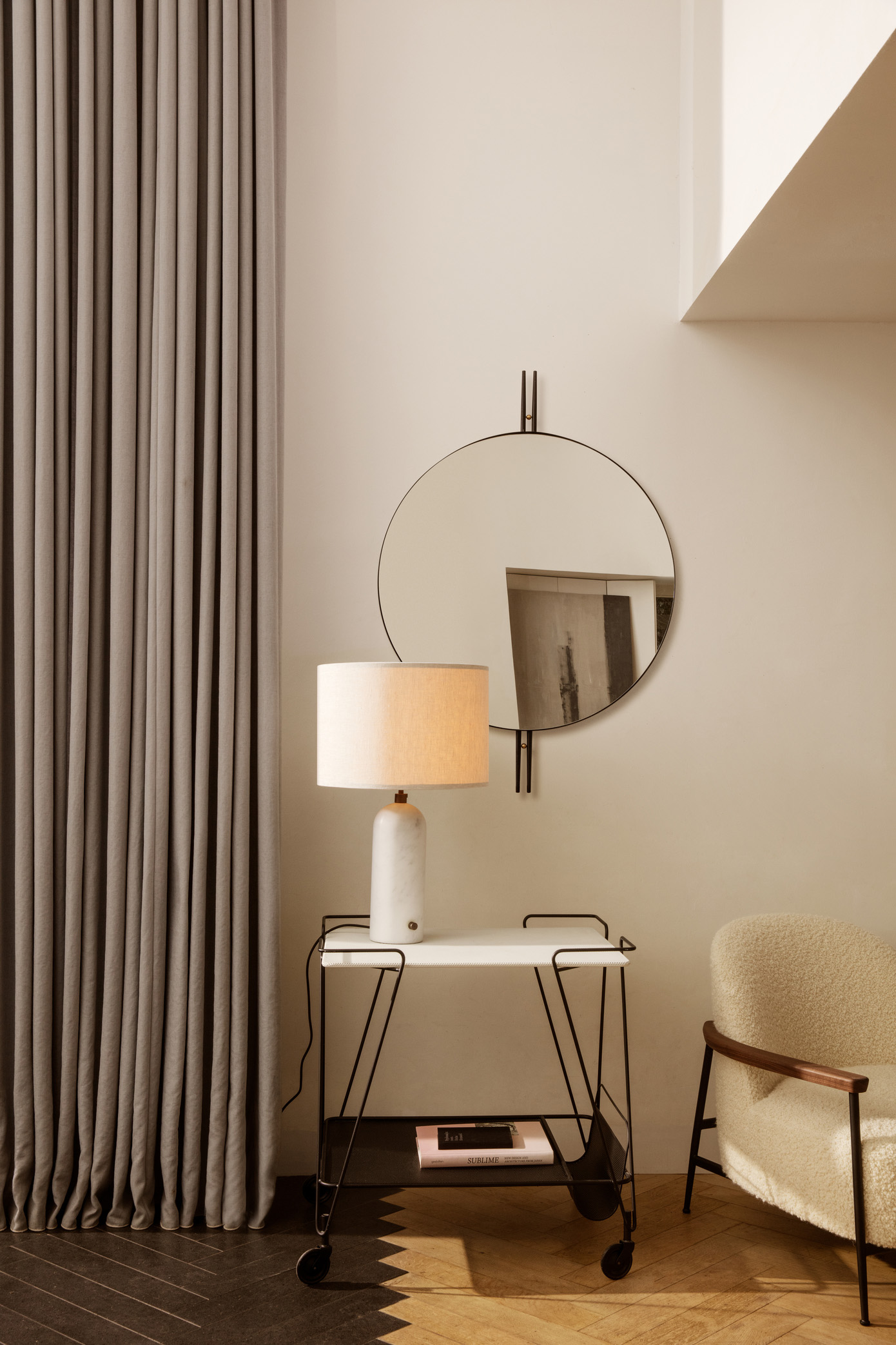 IOI Wall Mirror, Round, Ø80