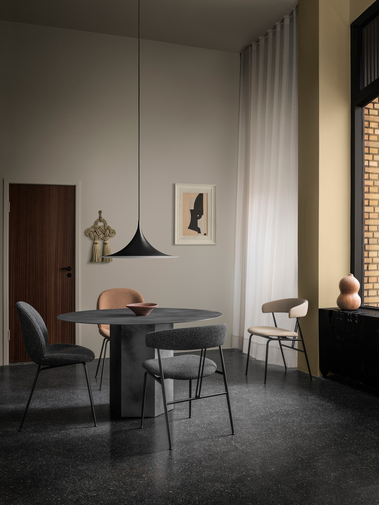 Epic Dining Table, Ø130, Steel