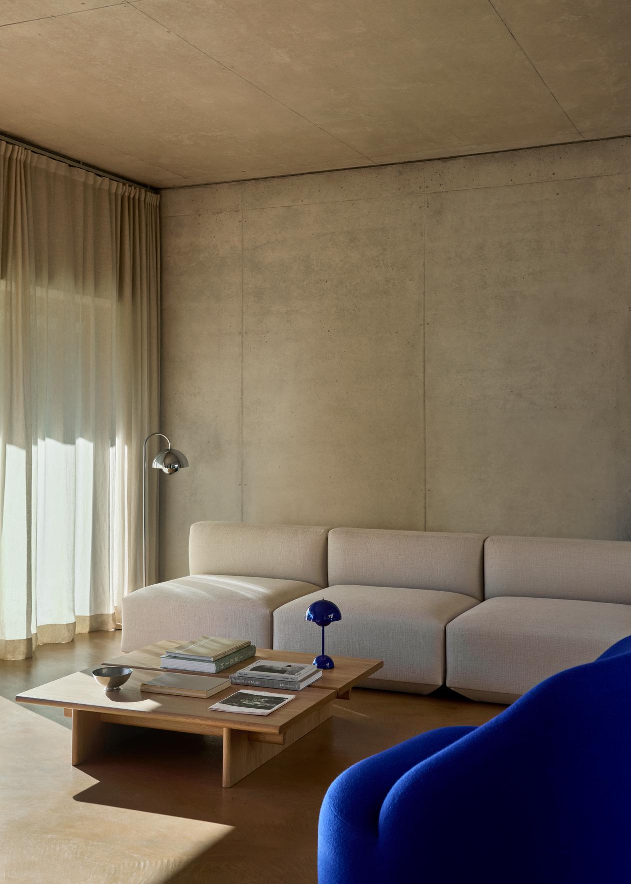 Ita OS4 Coffee Table