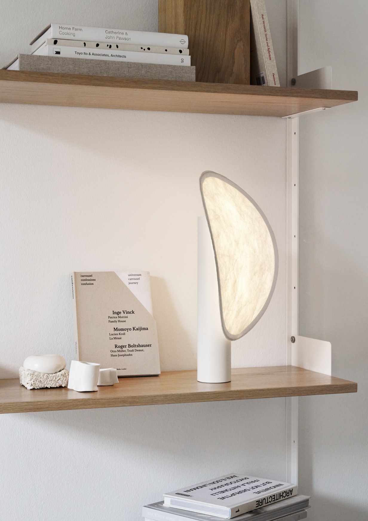 Tense Portable Table Lamp