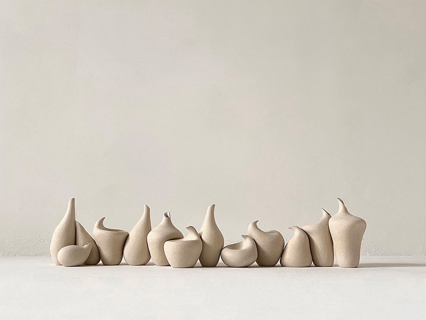 Dialogue Vase No. 20, Granite (S, set of 12)