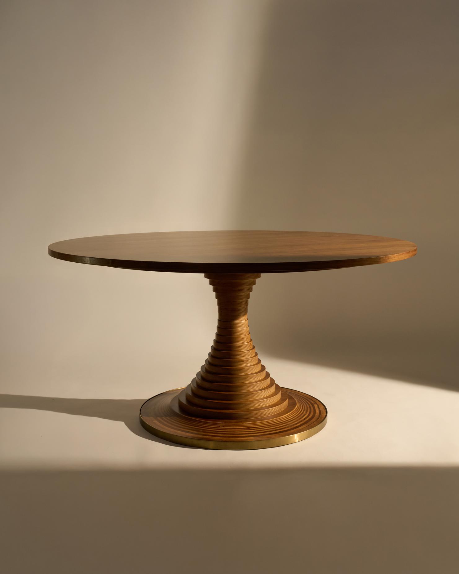 Tavolo a Dischi Dining Table – Round, Ø150, Veneer, American Walnut High Gloss Lacquered