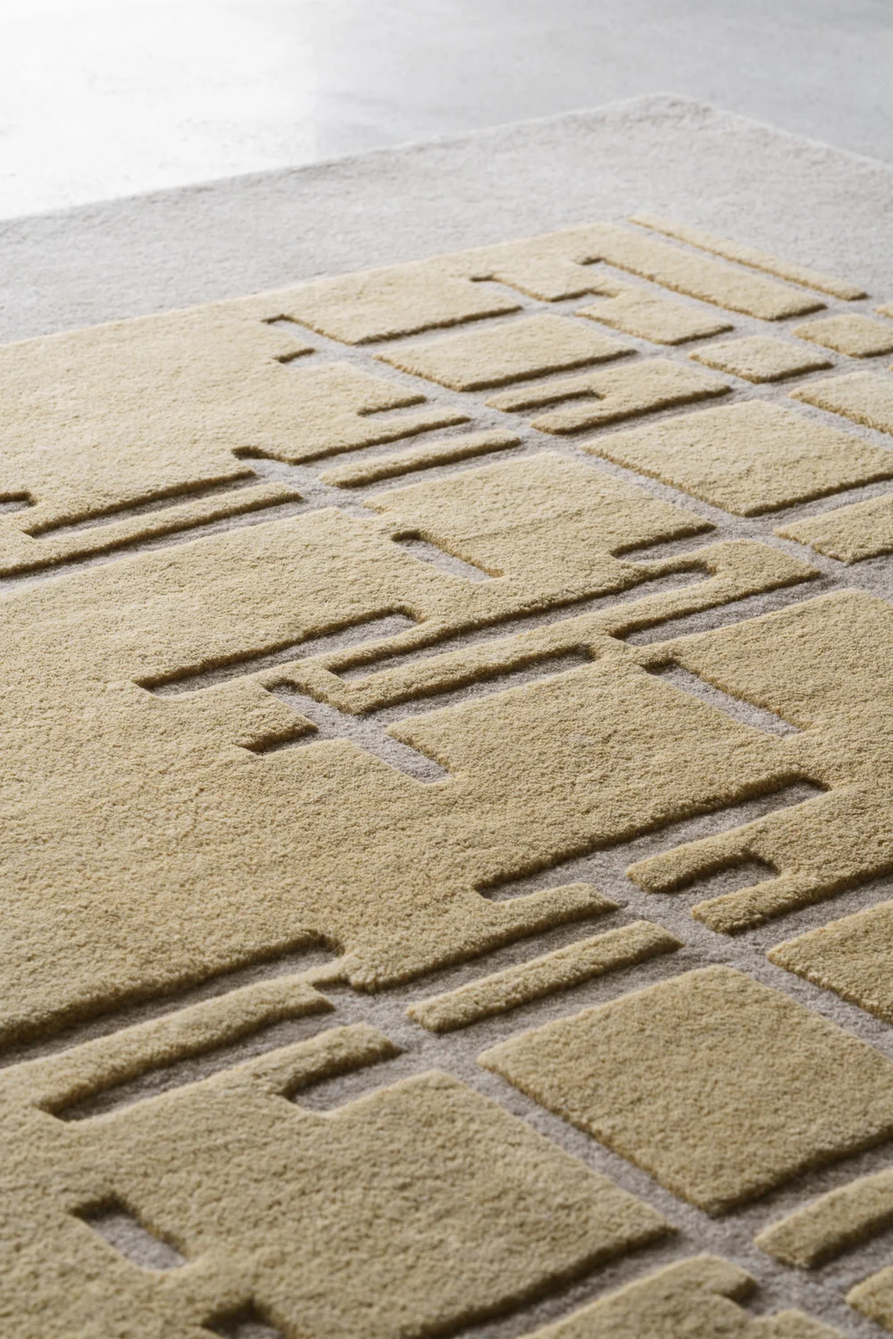 Symmetry Rug, Sun