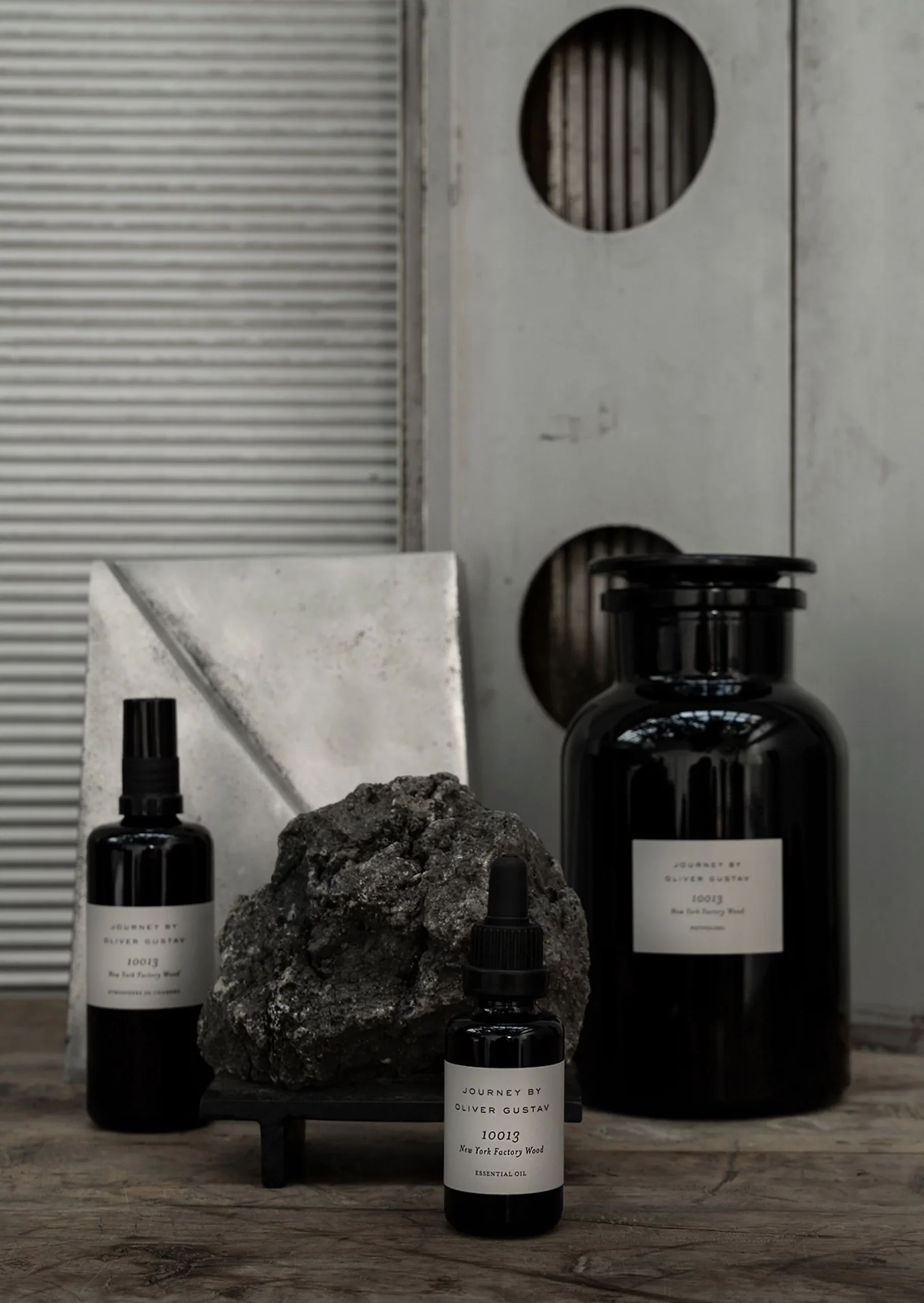 Potpourri in Apothecary Jar, 10013