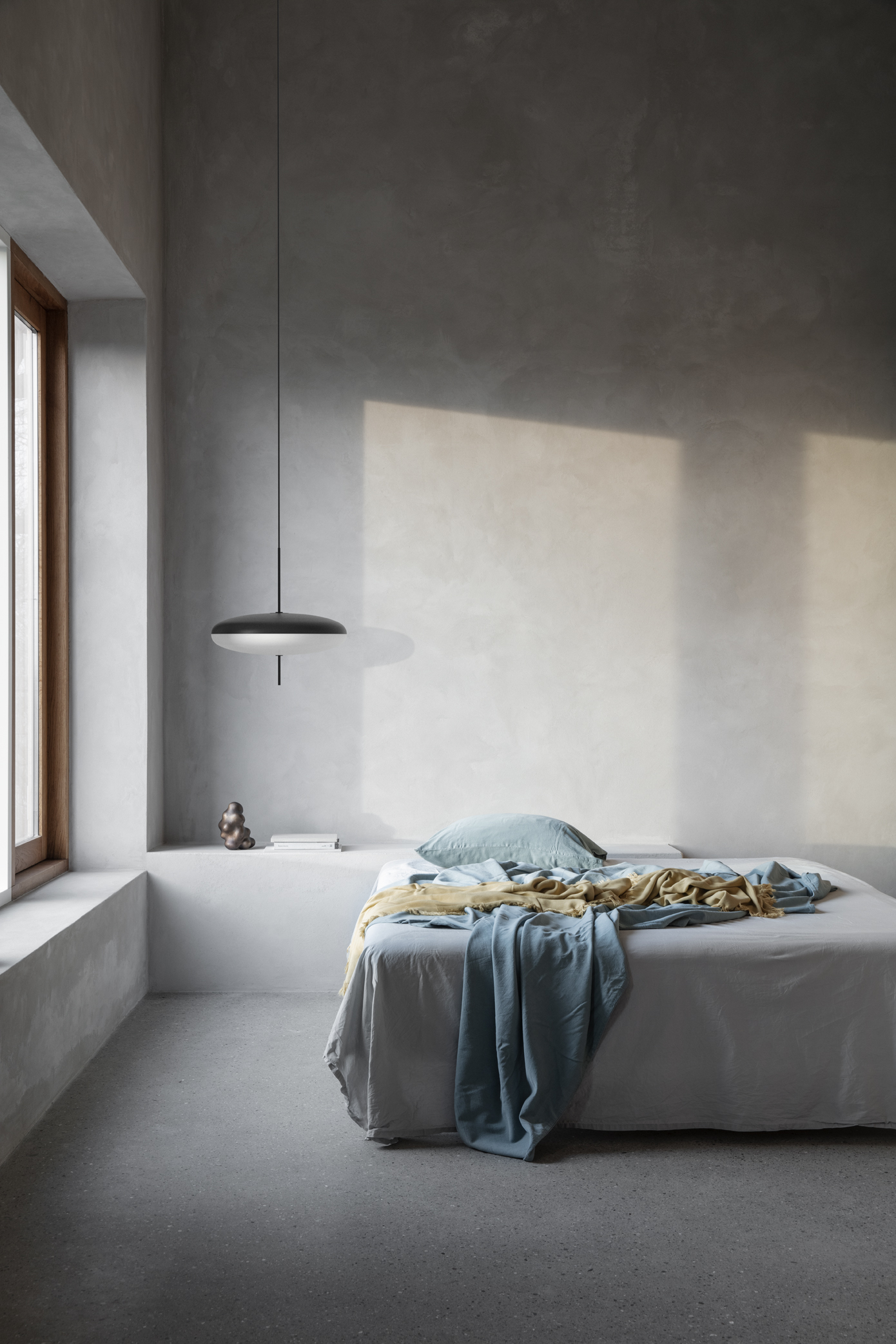 Model 2065 Pendant, Black & White Diffuser