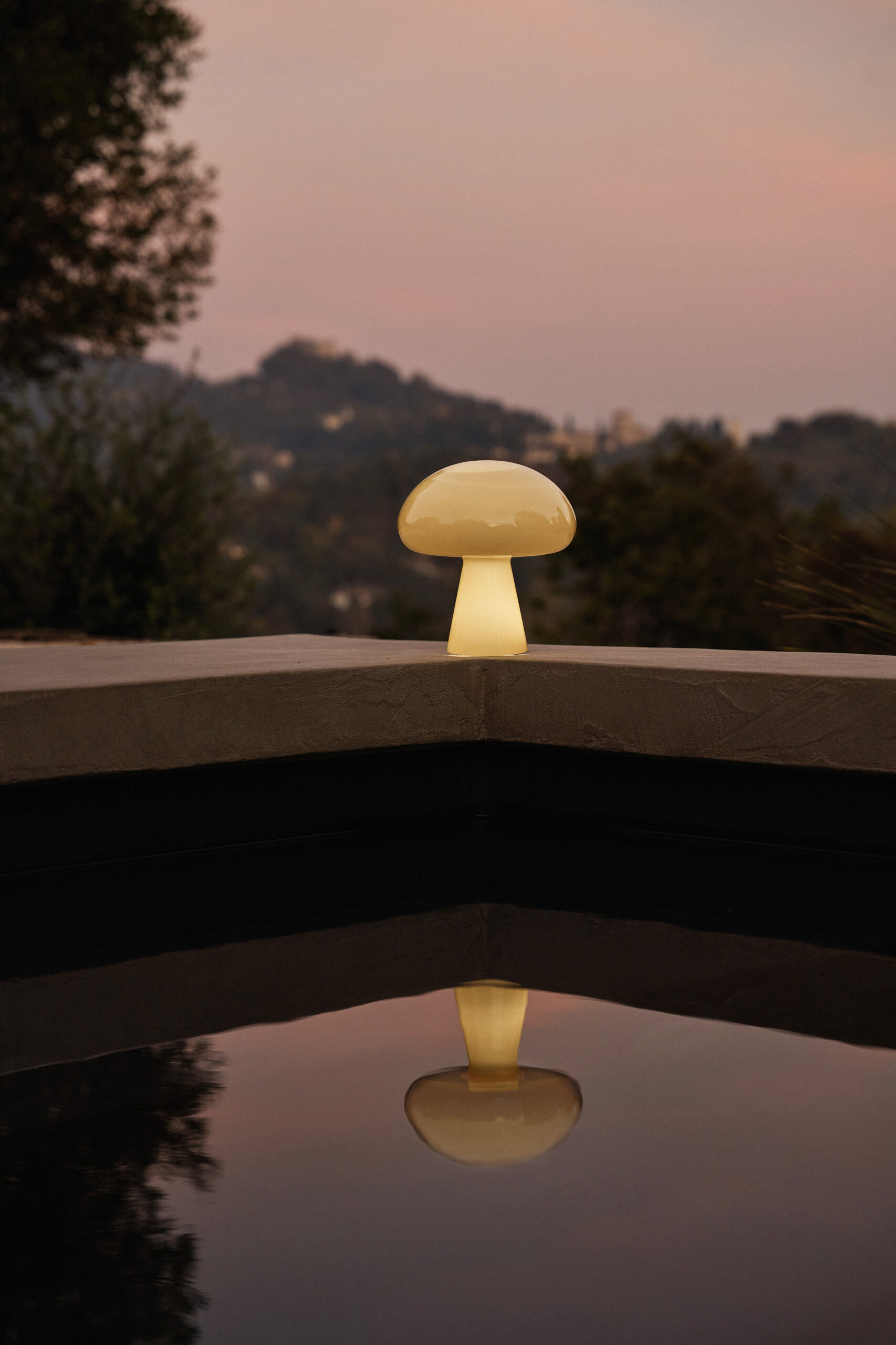 Obello Portable Lamp