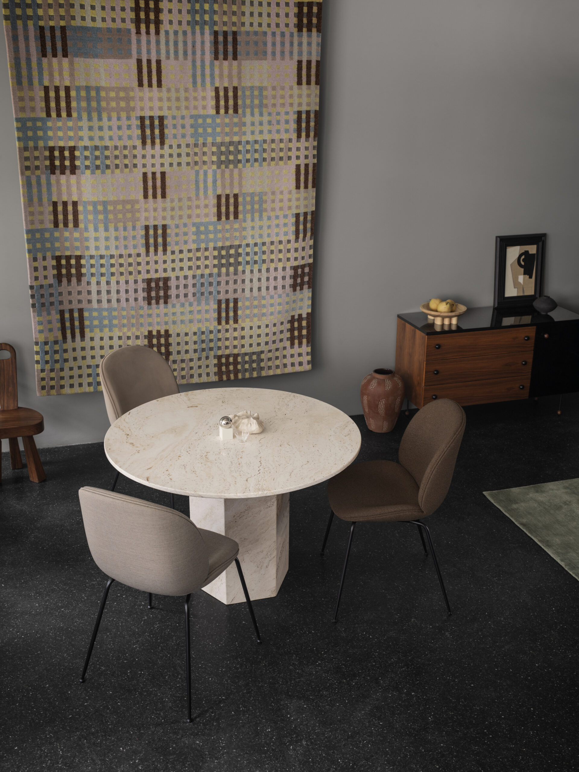 62 Sideboard