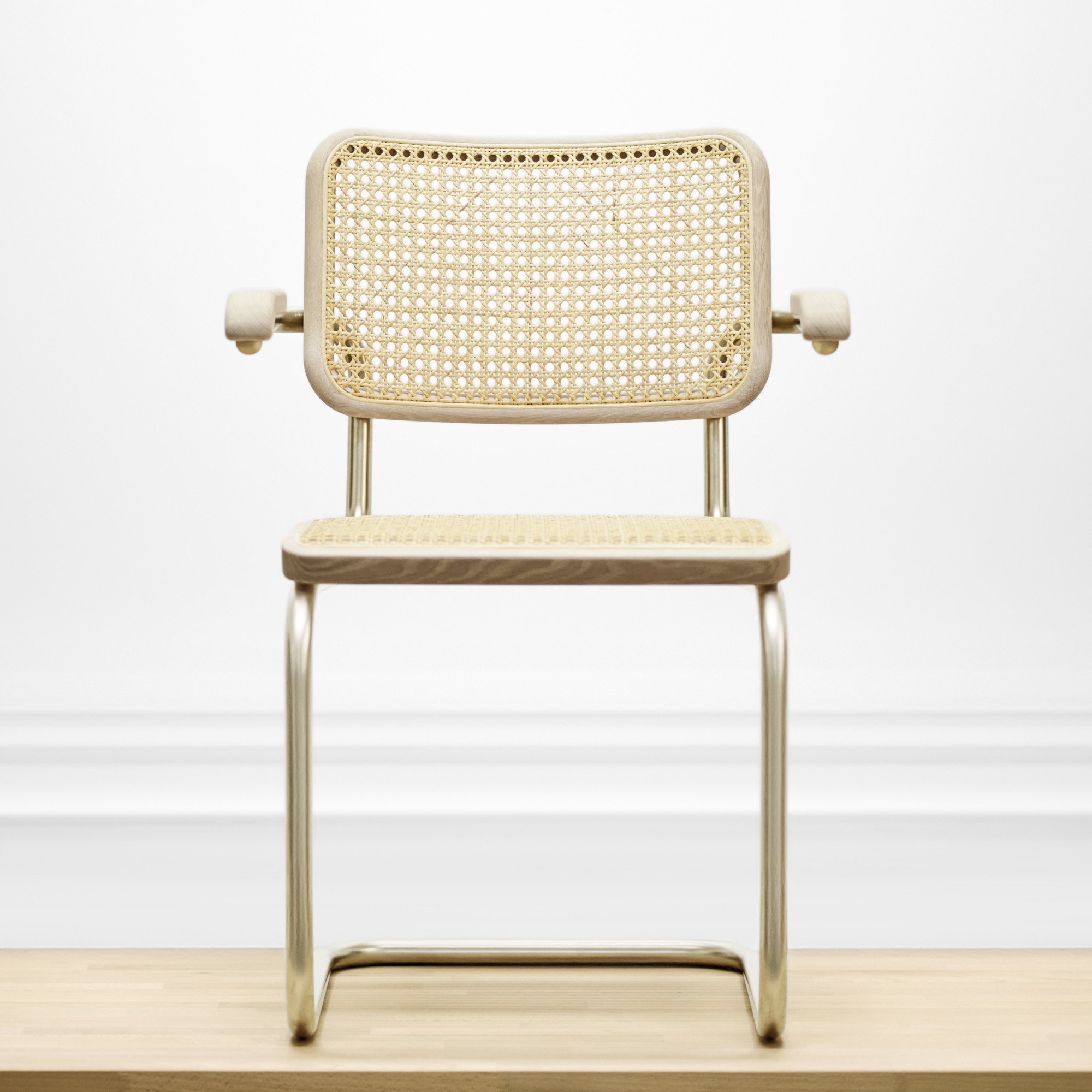 S64V Nordic 04, Cantilever Armchair