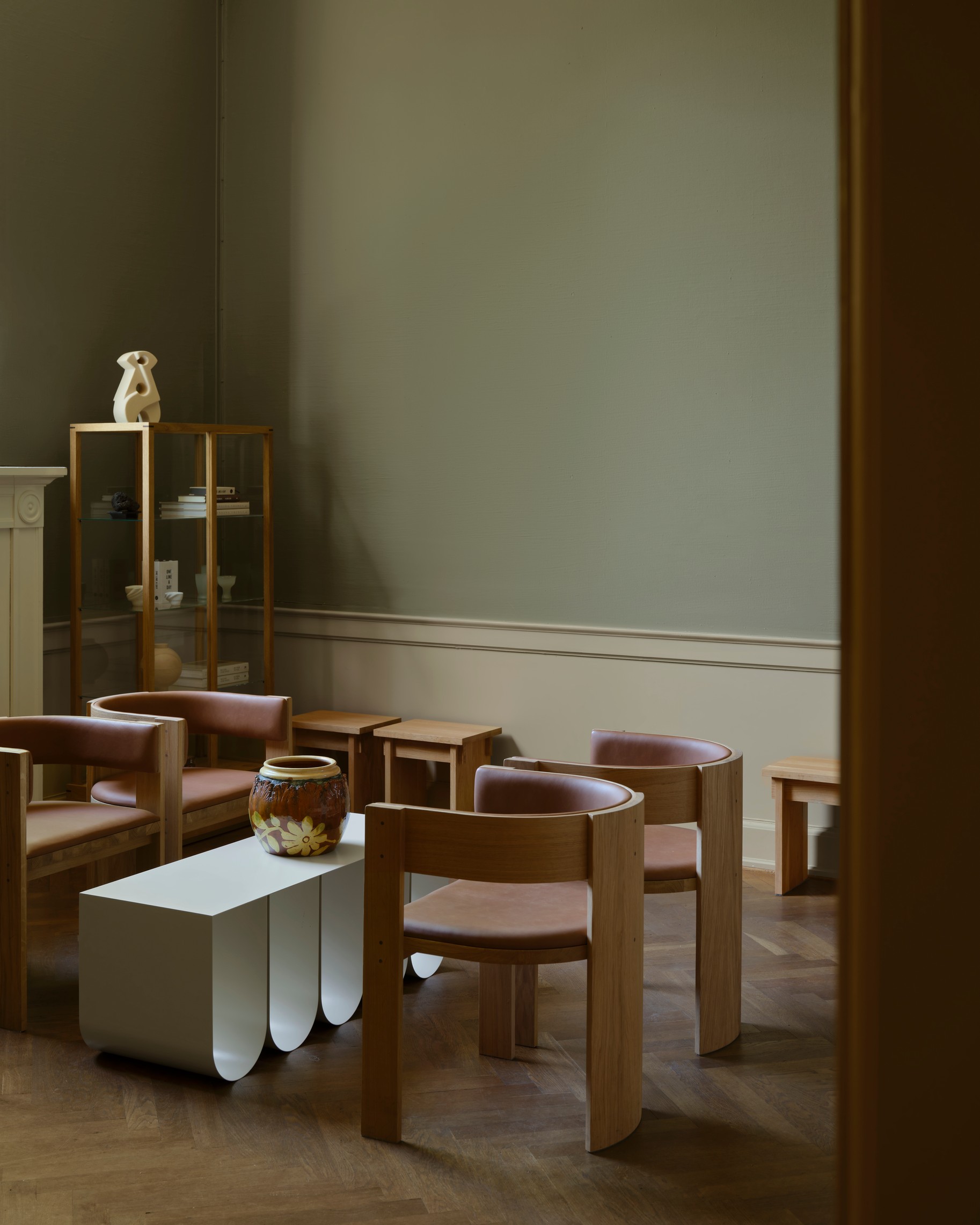 Japanese Cabinet L